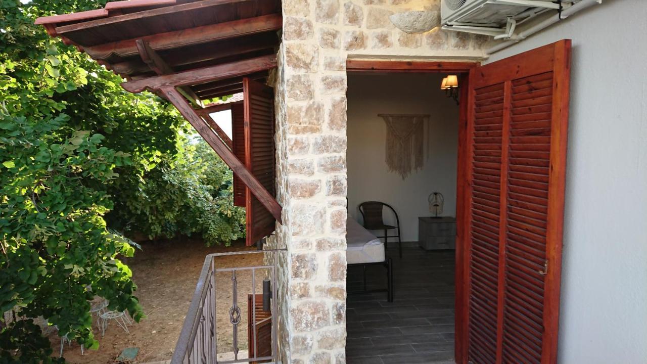 Stone House With Seaview Apartment Nea Poteidaia Exterior photo