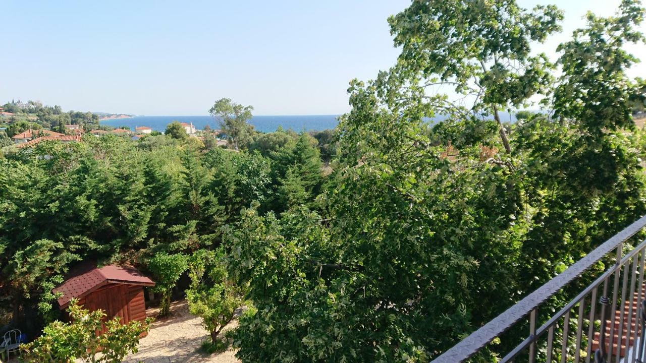 Stone House With Seaview Apartment Nea Poteidaia Exterior photo
