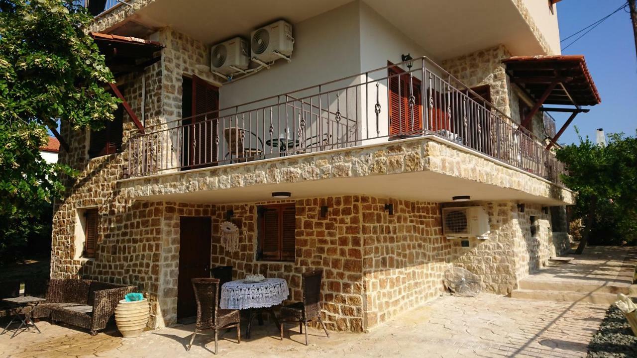 Stone House With Seaview Apartment Nea Poteidaia Exterior photo