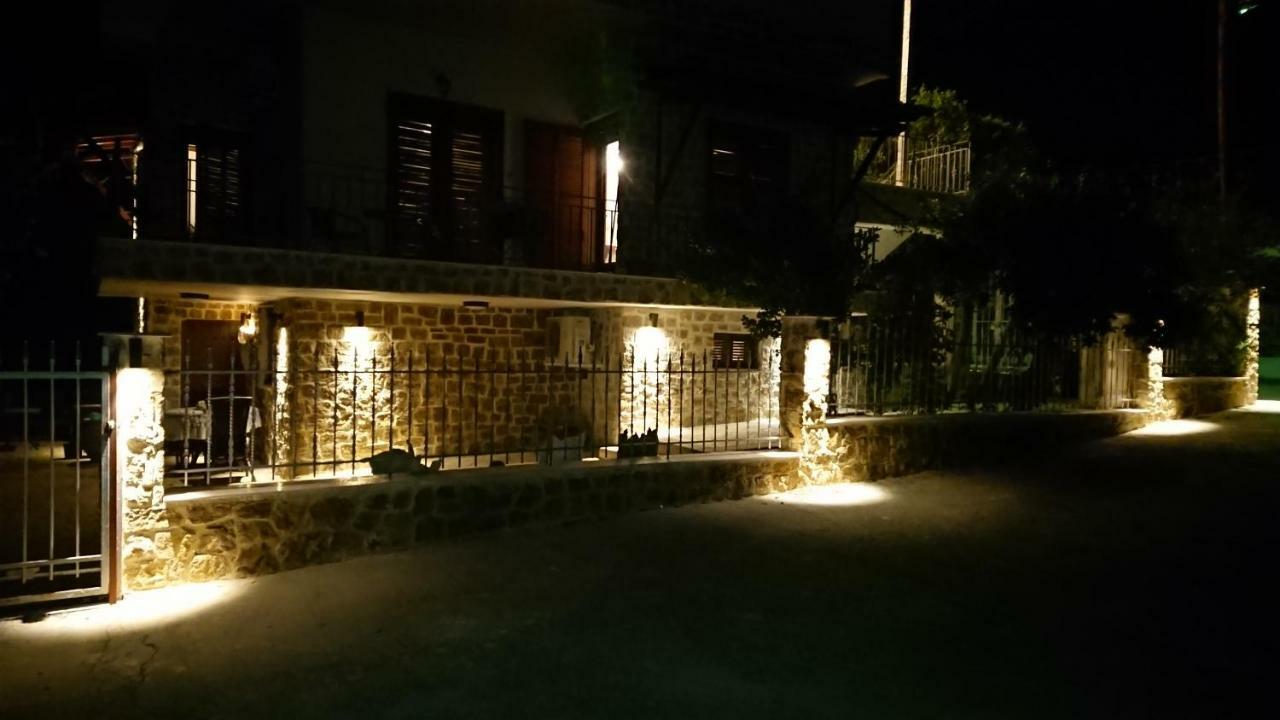 Stone House With Seaview Apartment Nea Poteidaia Exterior photo
