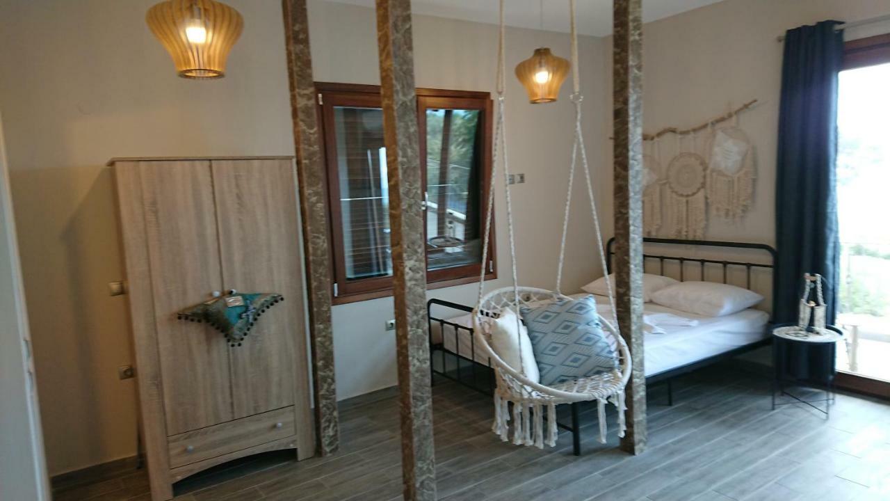 Stone House With Seaview Apartment Nea Poteidaia Exterior photo